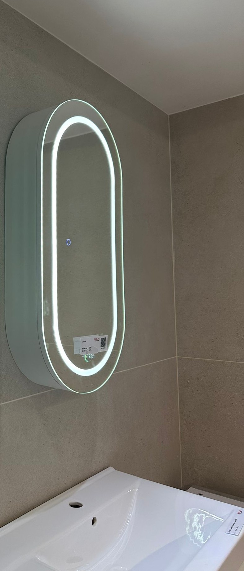 OUTLET- LINA Wit Spiegelkast 40x80 Badkamerspiegel met verlichting - Afbeelding 5